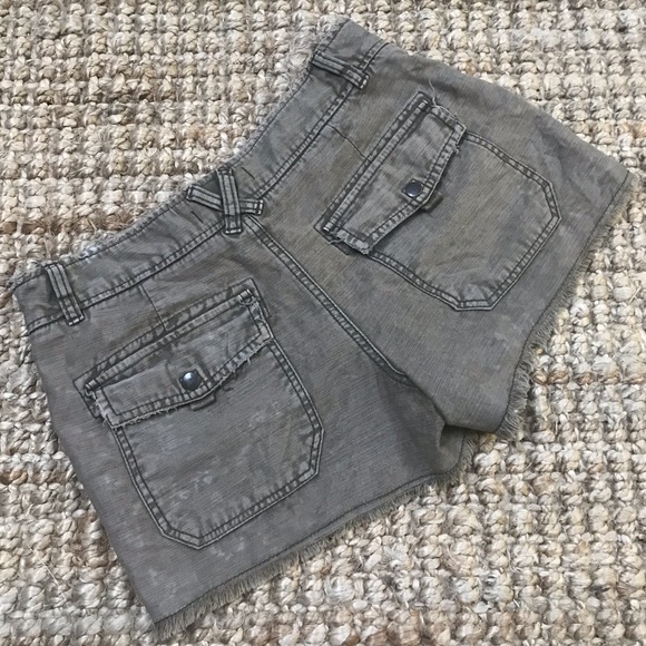 Free People Distressed Shorts, size 2 - Picture 2 of 3